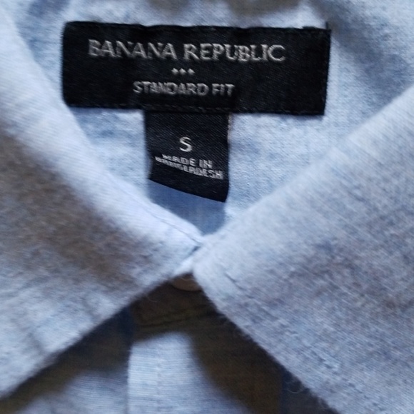 Banana Republic light blue button up - Picture 2 of 3